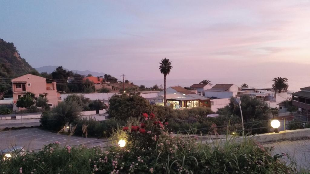 Menigos Resort House Agios Gordios  Zewnętrze zdjęcie
